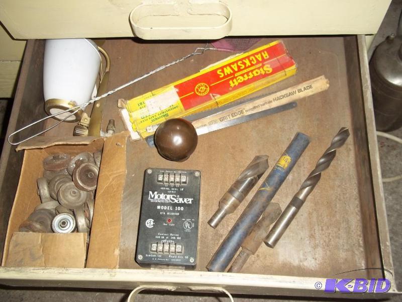 lot 252 image: Drawer with Propane lamp, hacksaw blades, large drill bits, Brass ball