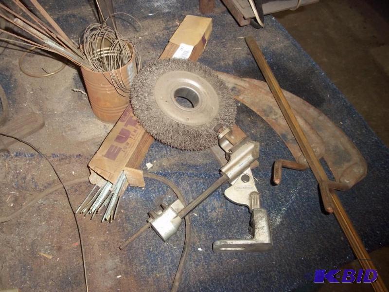 lot 277 image: Drill bit Sharpener, wire wheel, welding rods, 2 syes