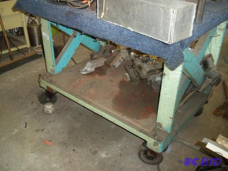 lot 279 image: Rolling Table