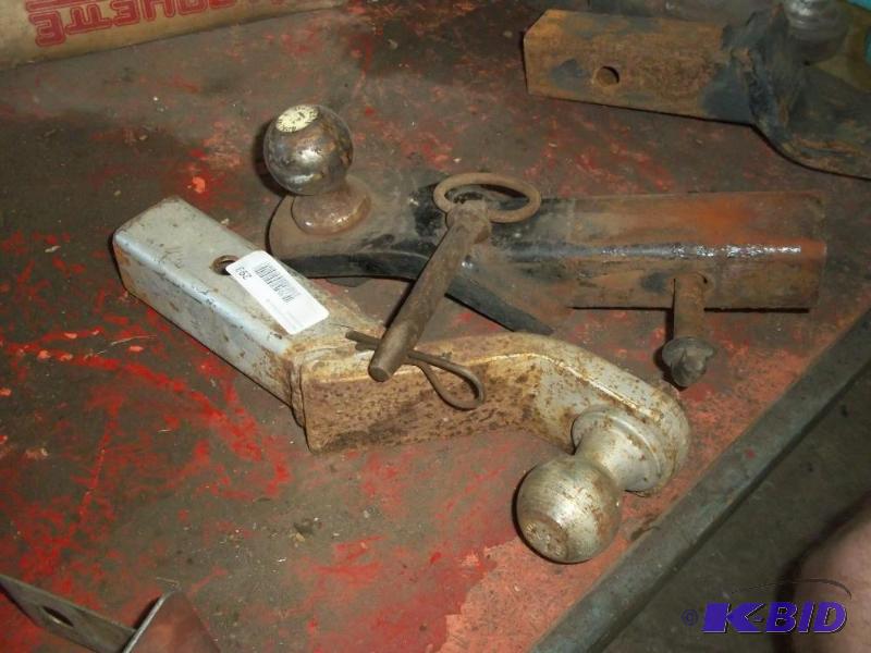 lot 293 image: 2 Receiver insert with 2 - 2 Ball