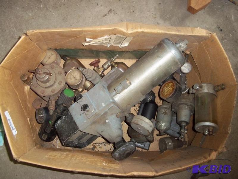 lot 304 image: Air Regulators