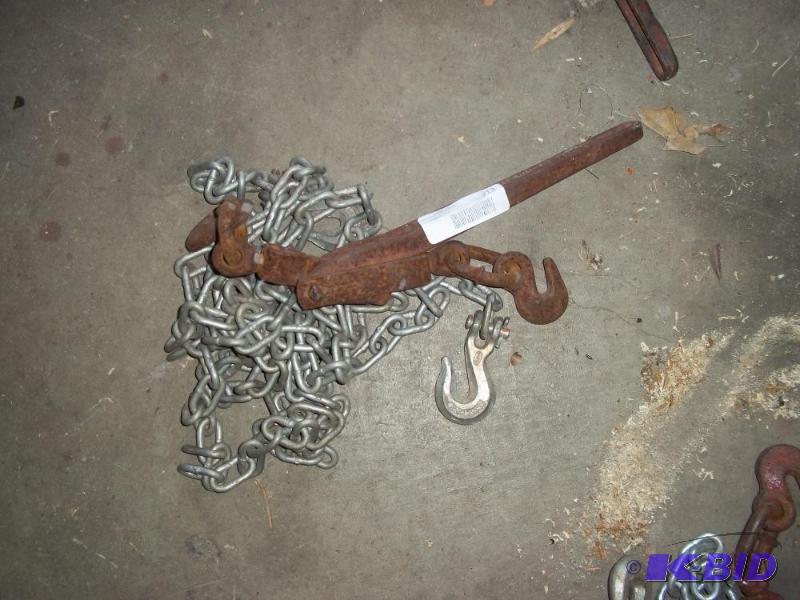 lot 313 image: Chain and 2 Binders