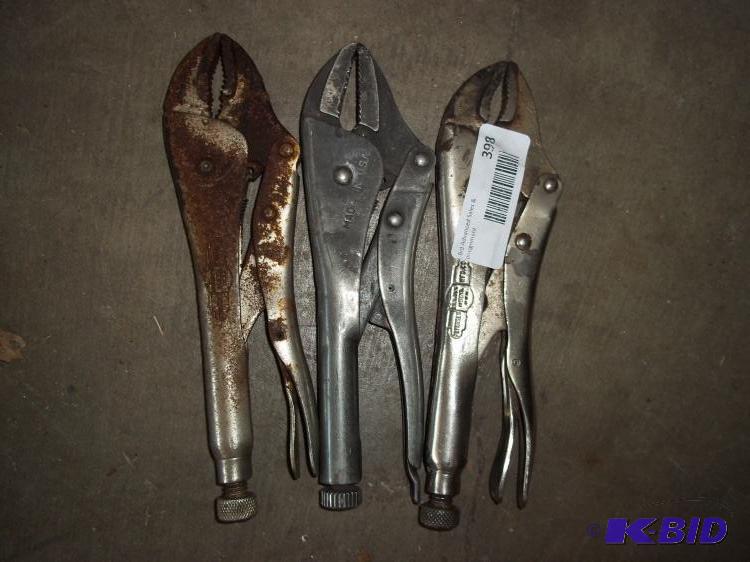 lot 398 image: 3 Locking Pliers