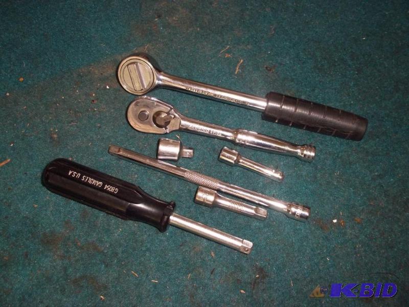 lot 421 image: 14 drive ratchet, extensions, 14 driver and 38 Ratchet
