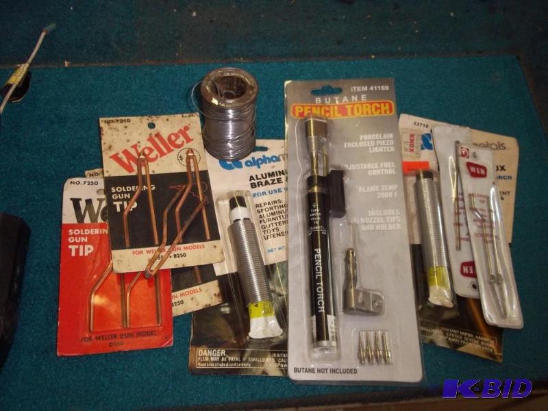 lot 444 image: Pencil torch and soldering parts