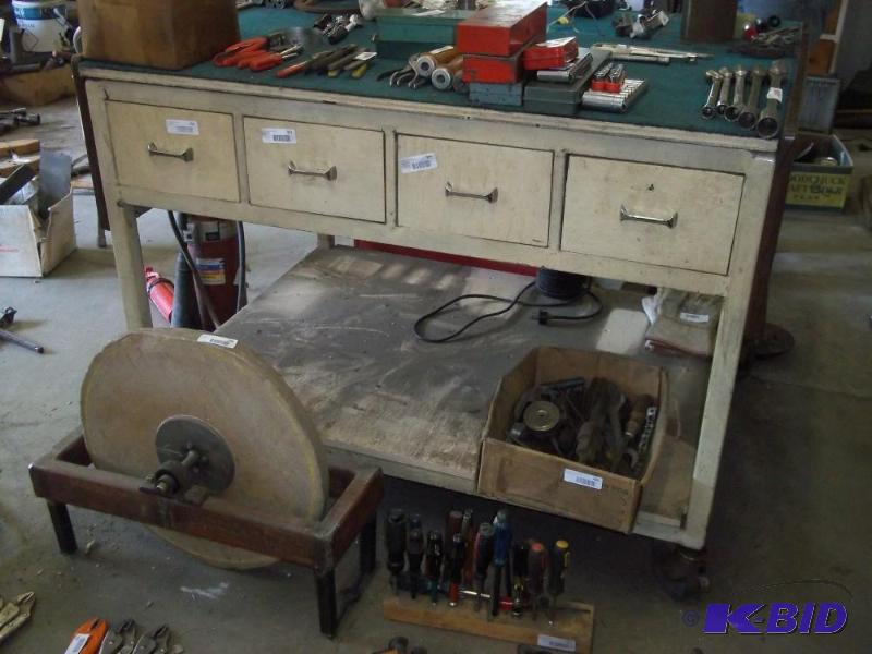 lot 449 image: 36 x 48 Rolling table with 8 drawers