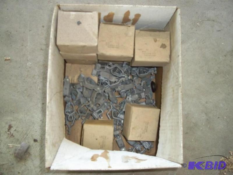 lot 459 image: Large box of Alligator clips (NEW)