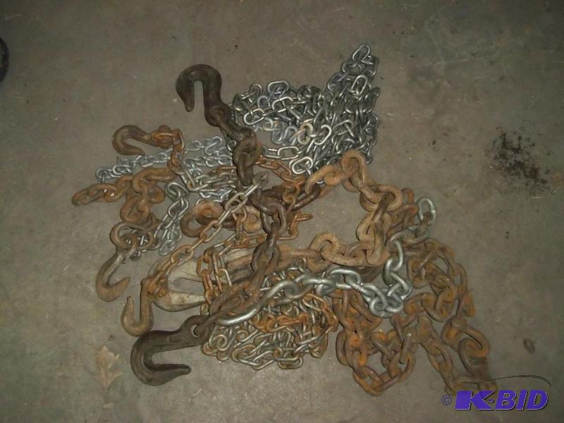 lot 495 image: Miscellaneous Chain with hooks