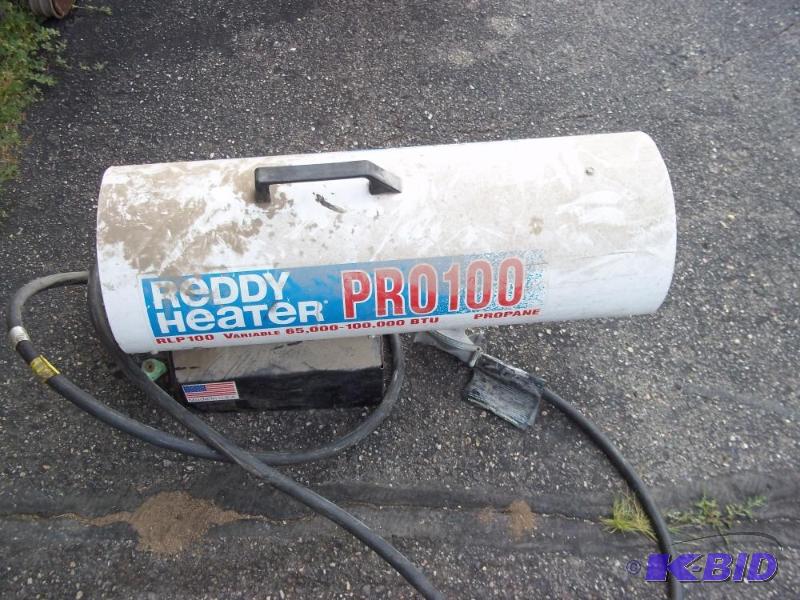 lot 146 image: Pro 100 Reddy Heater Propane Heater