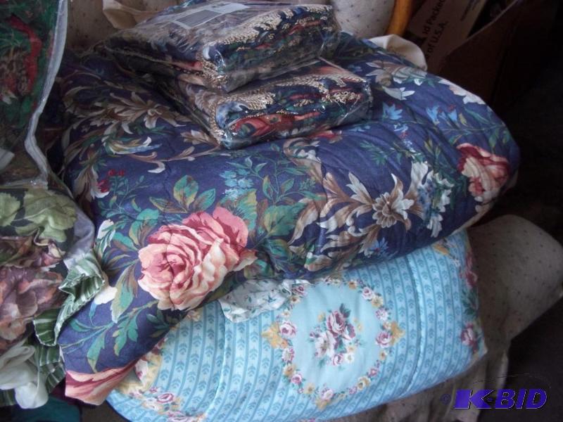 lot 157 image: Misc Comforters
