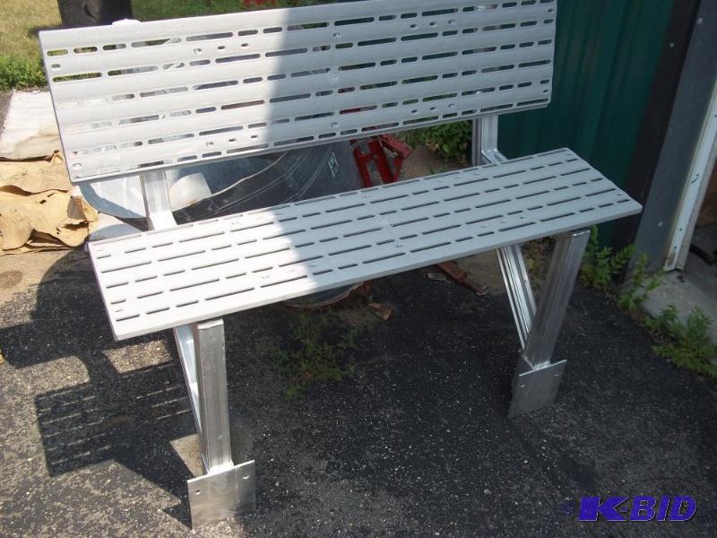 lot 17 image: Beach king Titan Dock Bench