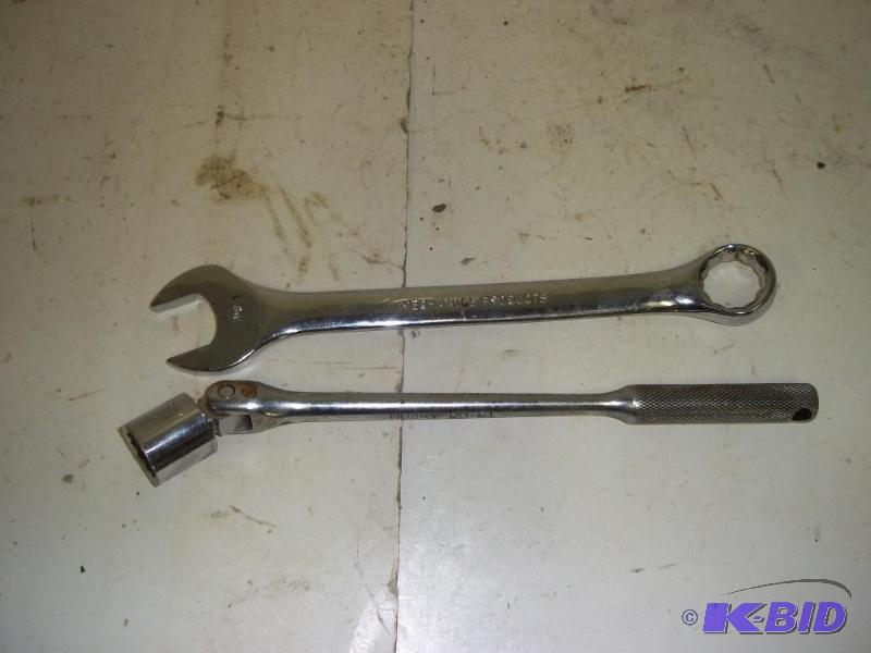 lot 22 image: 2 wrenches