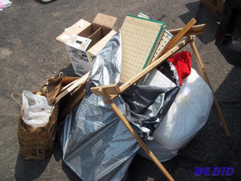 lot 228 image: Quilting supplies includes racks and guides with material