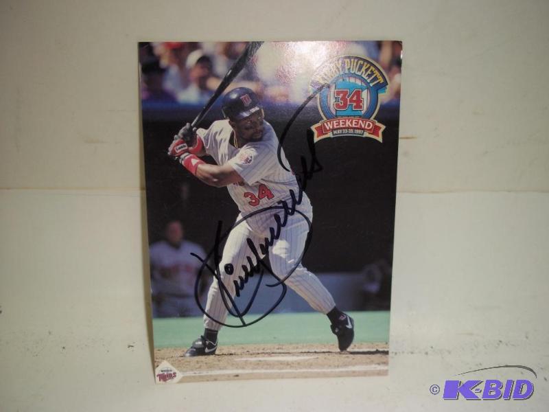 lot 38 image: Kirby Puckett Baseball Card