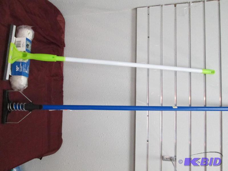 Ti-Dee American mop handle and total-reach te...