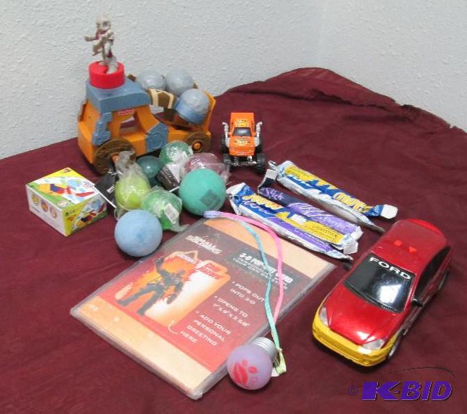 Ford focus red, silver and silver, Fisher Pri...