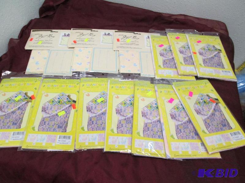 Qty 10 Baby Flomo giant gift bag and 3- Delux...