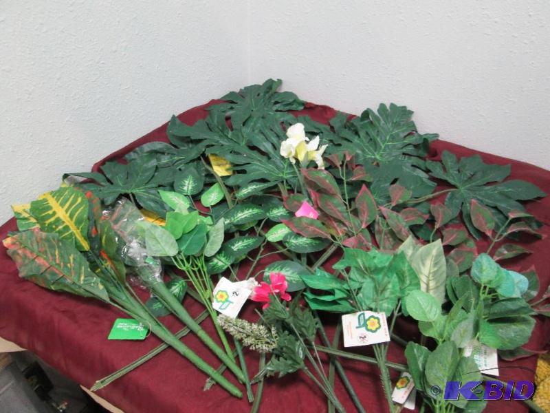 Qty 22 Fake greener (leaves) and flowers...