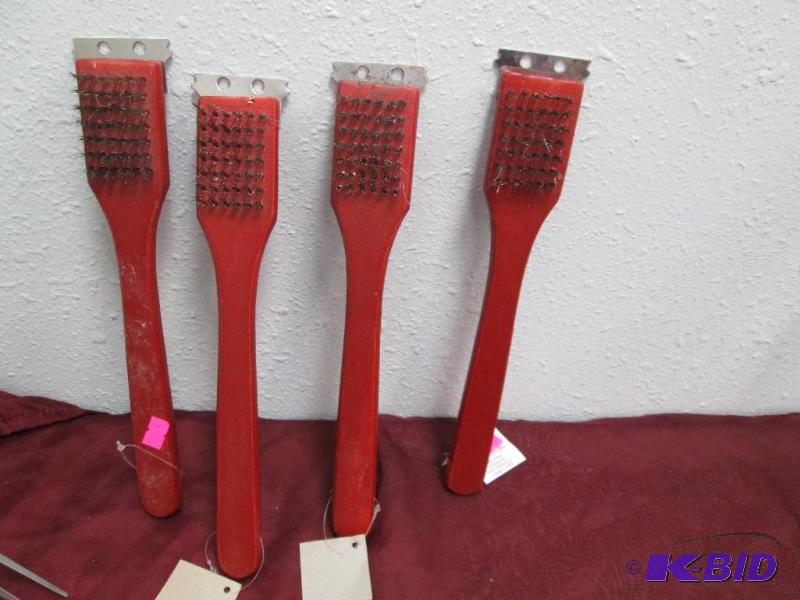 Qty 4 Grill brush and scraper...