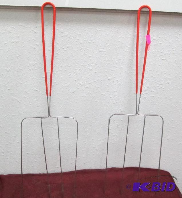 Qty 2 Roasting forks...