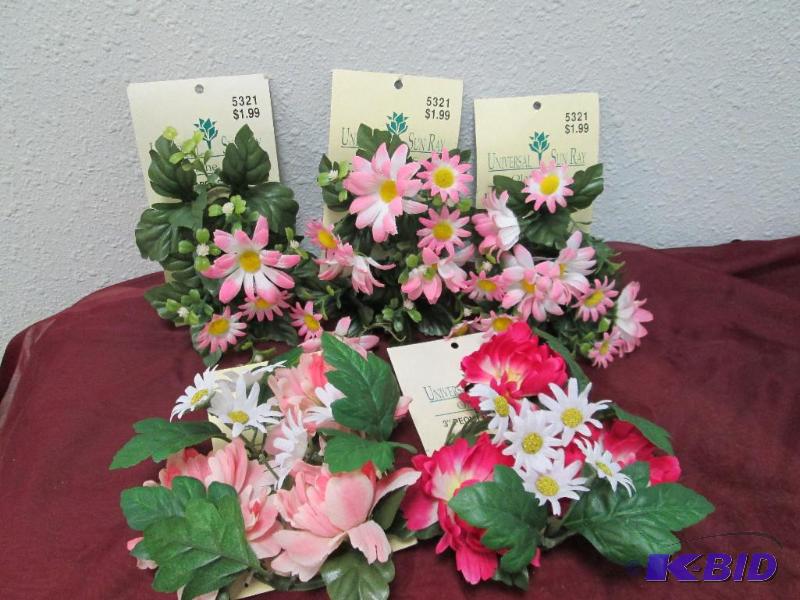 Qty 2 Universal Sun Ray 3 Peony Candle Ring a...