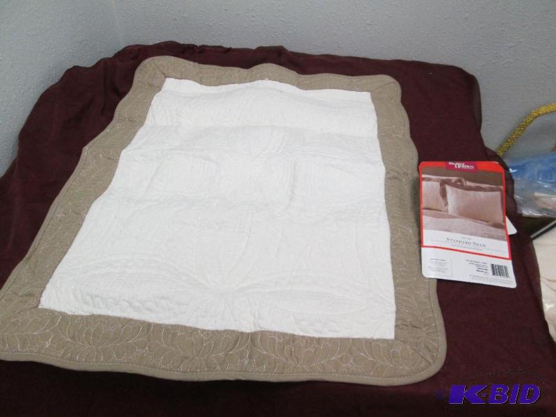 Better Homes and Gardens Standard Sham 20 W b...