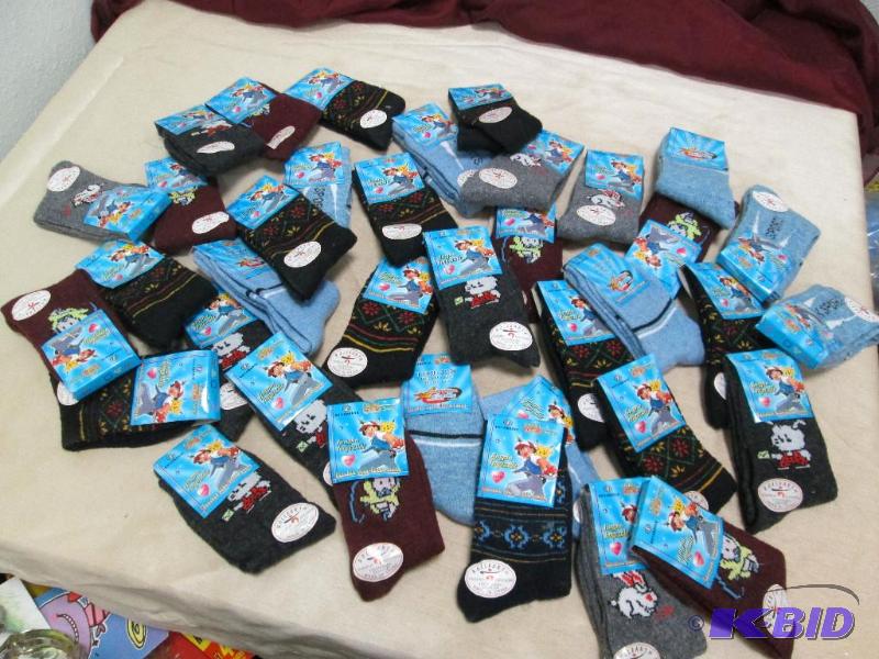 Qty 37 Gailamaoer Jingpin Tongwaxilie socks- ...