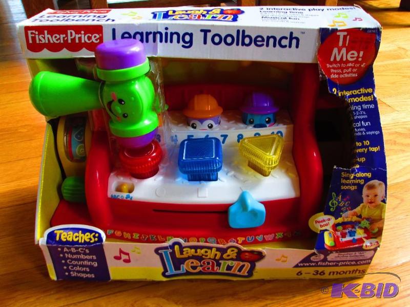 lot 105 image: Laugh & Learn Fisher Price Learning tool ...