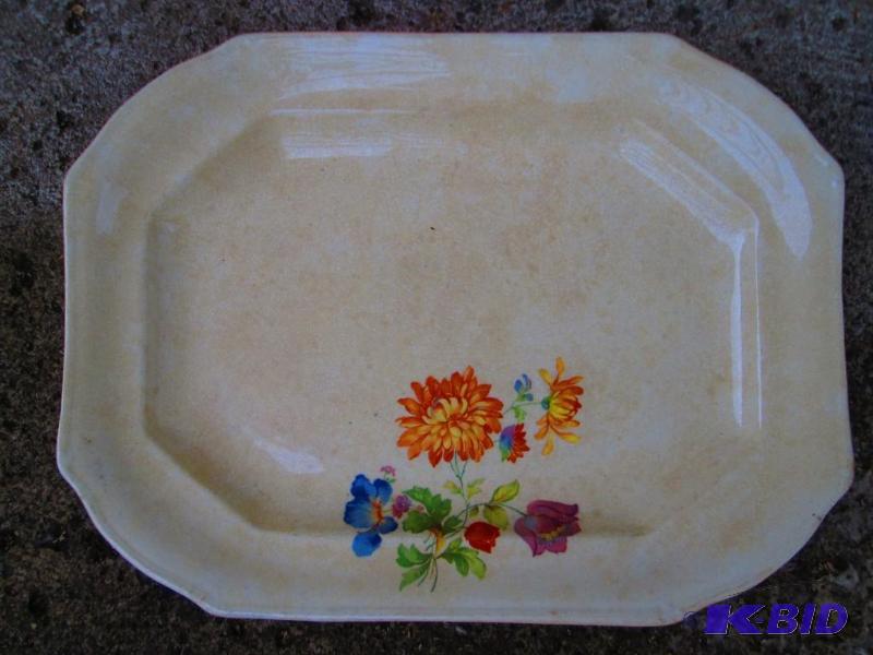 lot 129 image: Paramount Ivory serving platter...
