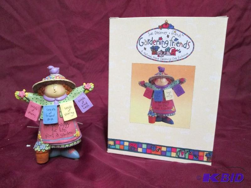 lot 17 image: Sue Dreamer & Friends Gardening Friends d...