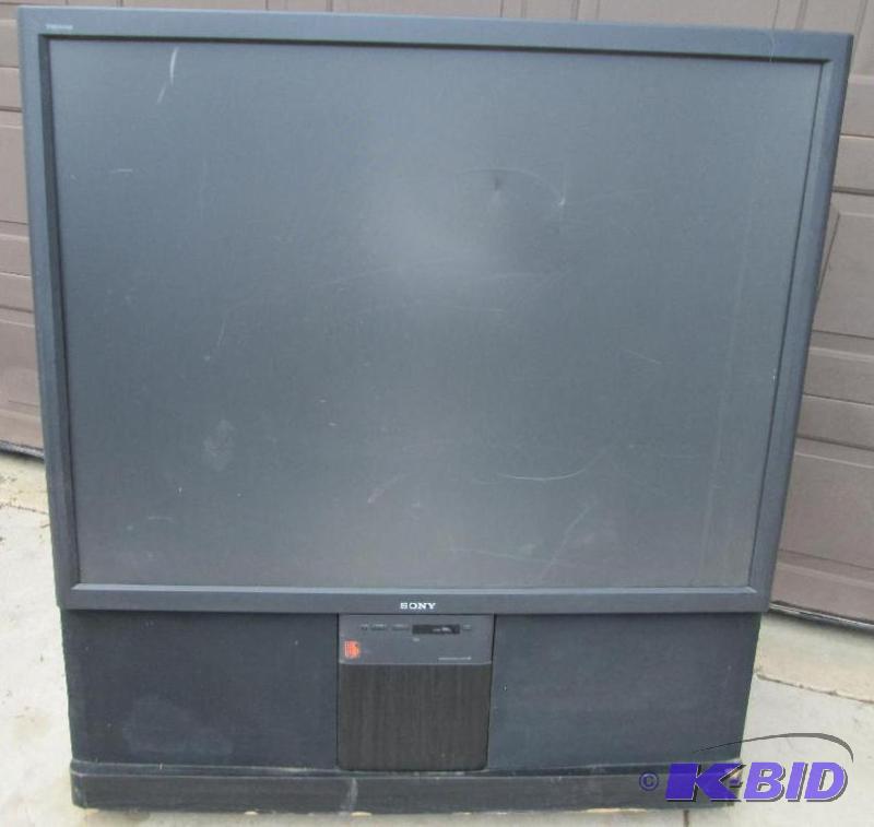 lot 249 image: Sony projection large screen TV.  Back w...