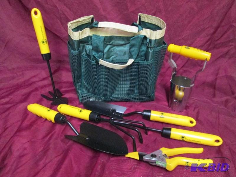 lot 5 image: New garden tool set from National Home Garden...