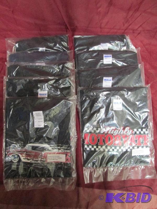 lot 8 image: Lot of 9 new t-shirts from the National Stree...