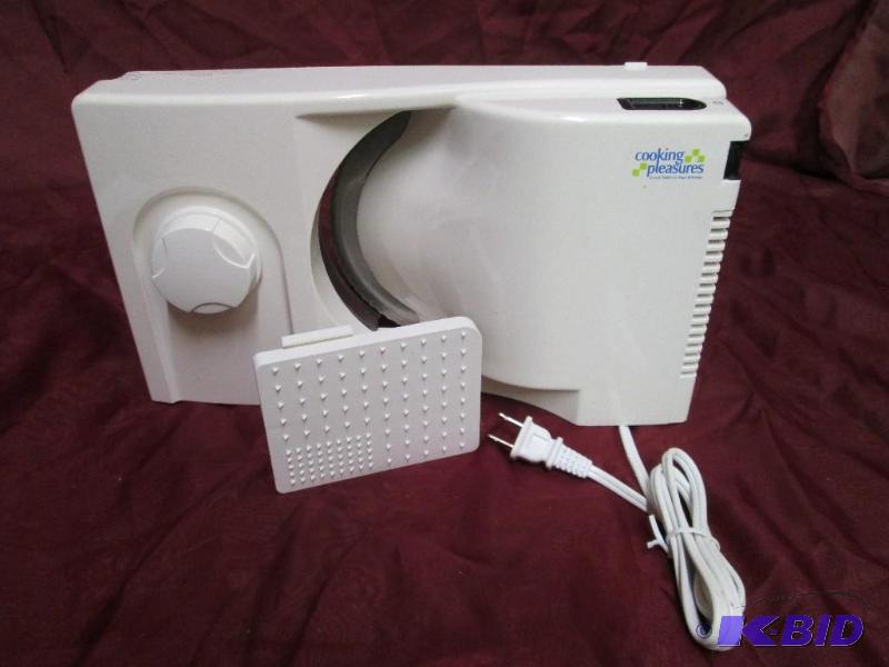 lot 85 image: Cooking Pleasures electric meat cutter. This ...