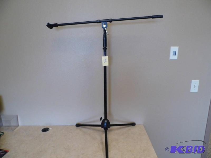 Musicians Gear Tripod Microphone Stand