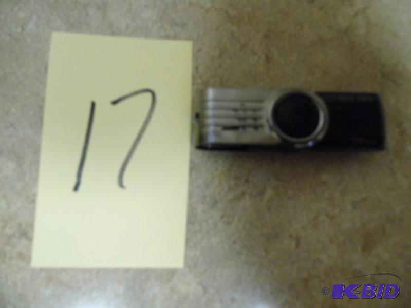lot 17 image: Kingston Flashdrive  Thumbdrive
