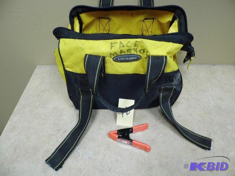 lot 46 image: Spring Clips & Bag