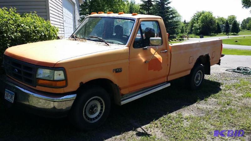 lot 1 image: 1994 Ford F-150
