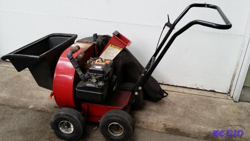 lot 4 image: ChipperShredder
