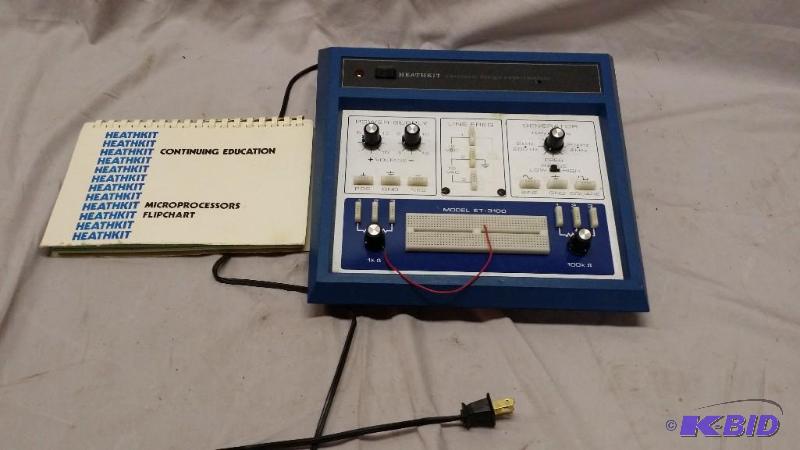 lot 53 image: Heath kit elect. design experment. Model ET-3...