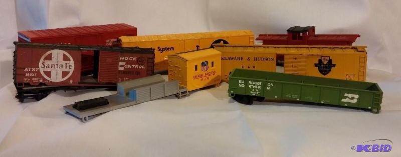 Large Lot of HO for Parts...