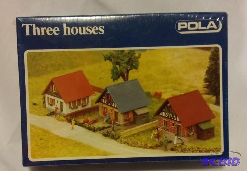 Pola Three Houses...