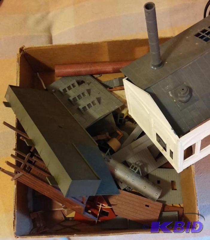 Large Lot of House Parts...