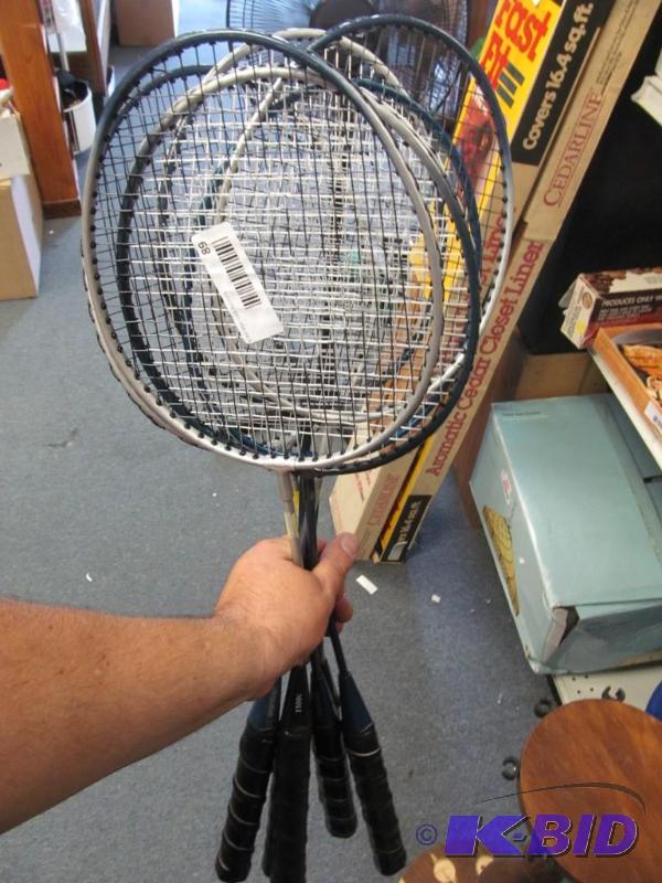 lot 89 image: Lot of 6 Batmitten Rackets