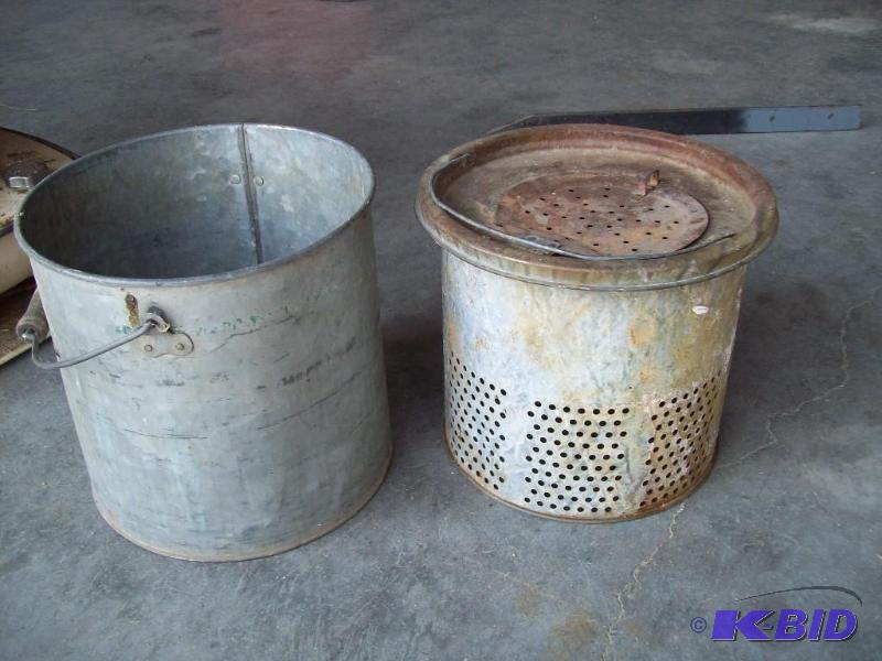 lot 17 image: Metal minnow bucket...