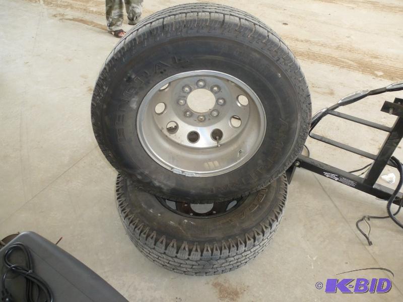 Dodge Dually Tires and rims 23580R17&quot...
