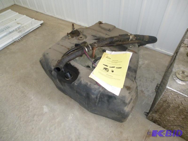 Titan Fuel Tank Poly 35 gallon tank mounts i...