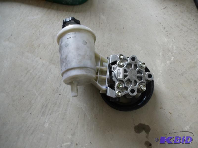 Mopar&nbsppower steering pump In like new c...