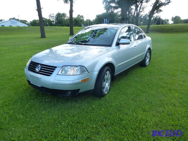 2003 Volkswagen Passat Has 2.8 Liter V6 engi...