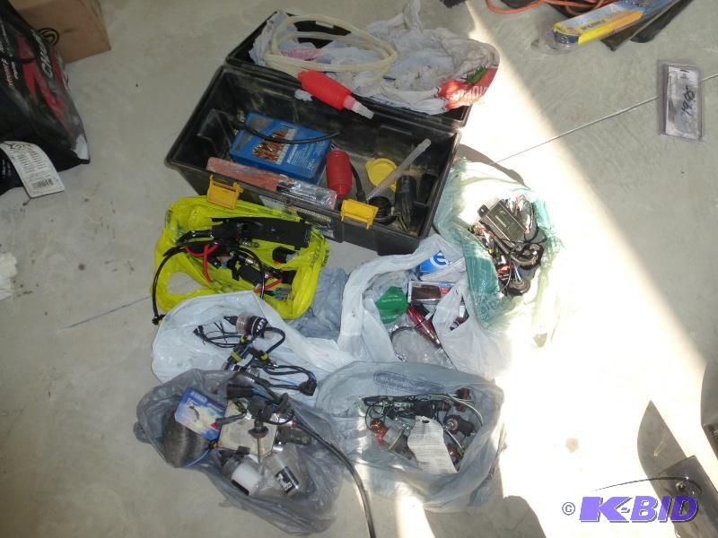 Road repair kit Lights, Drill bits, Relays, ...